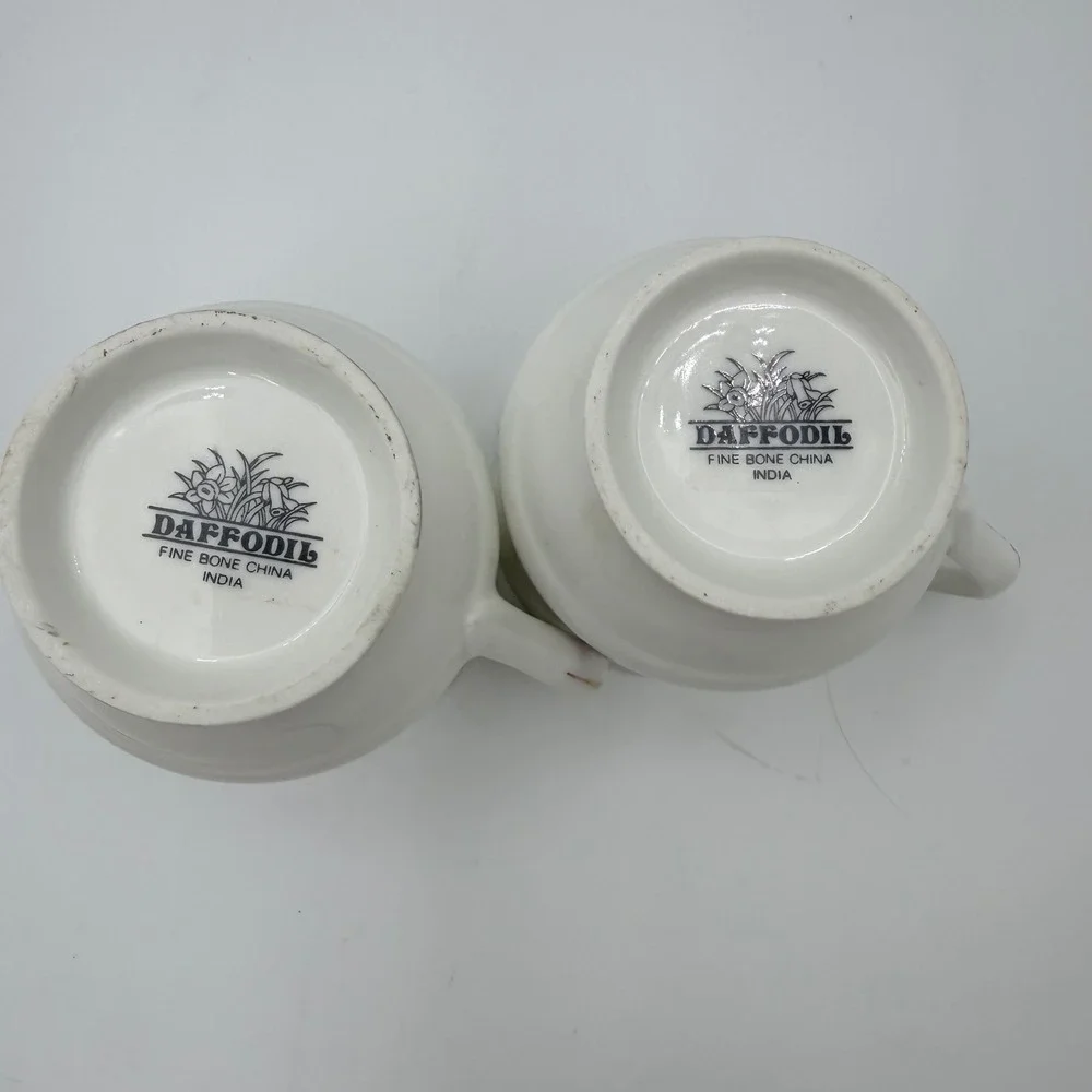 Daffodil‎ Fine Bone China Tea Cups Set Pink Roses Gold Trim Vintage